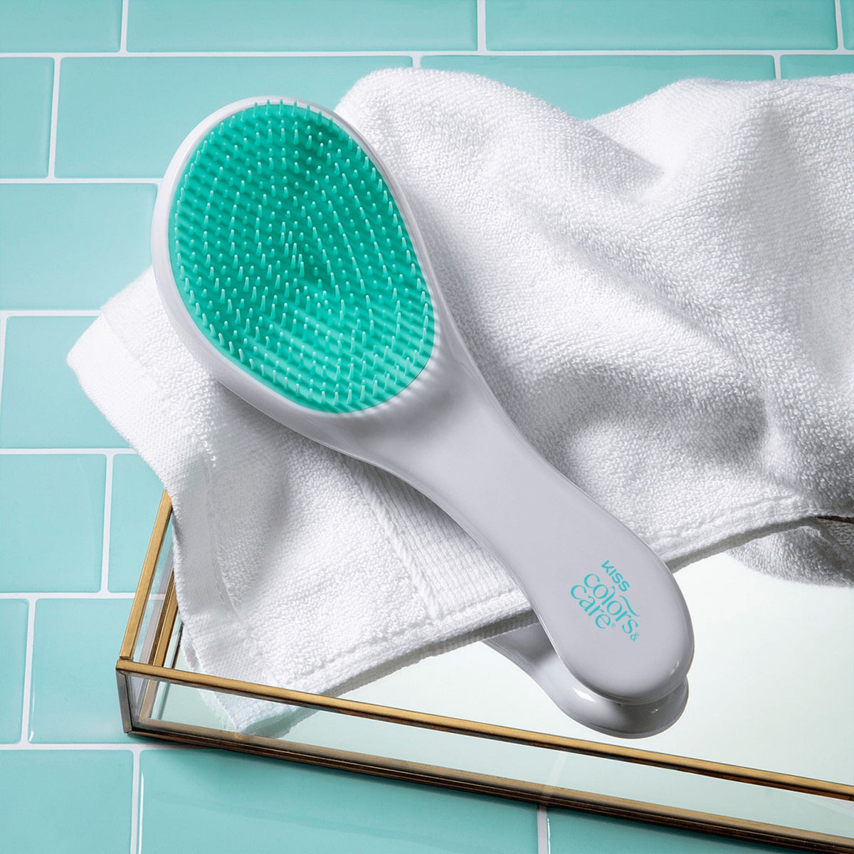 Kiss Colors & Care Easy Grip Detangler Brush | Non-Slip