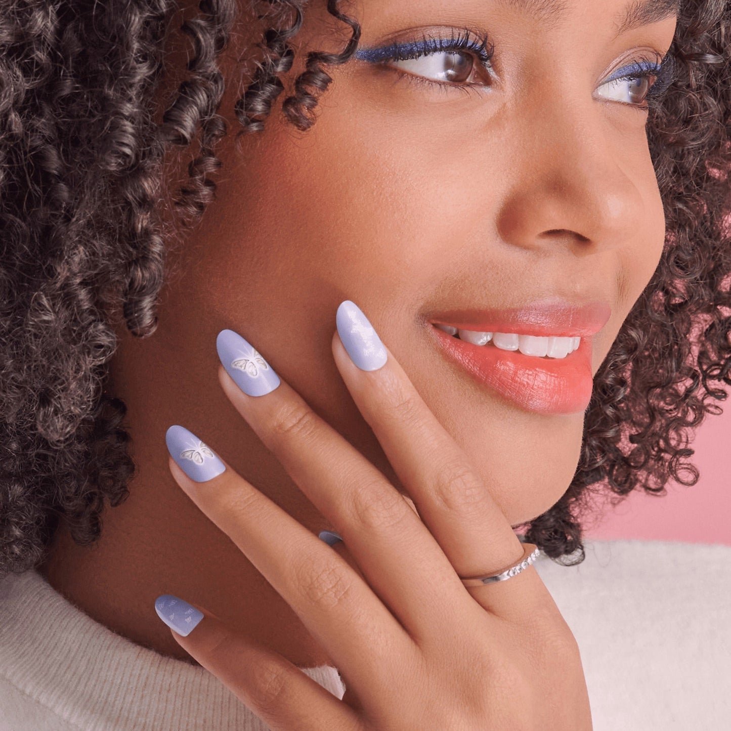 Kiss Gel Fantasy Allure Press On Glue Nails - Waves