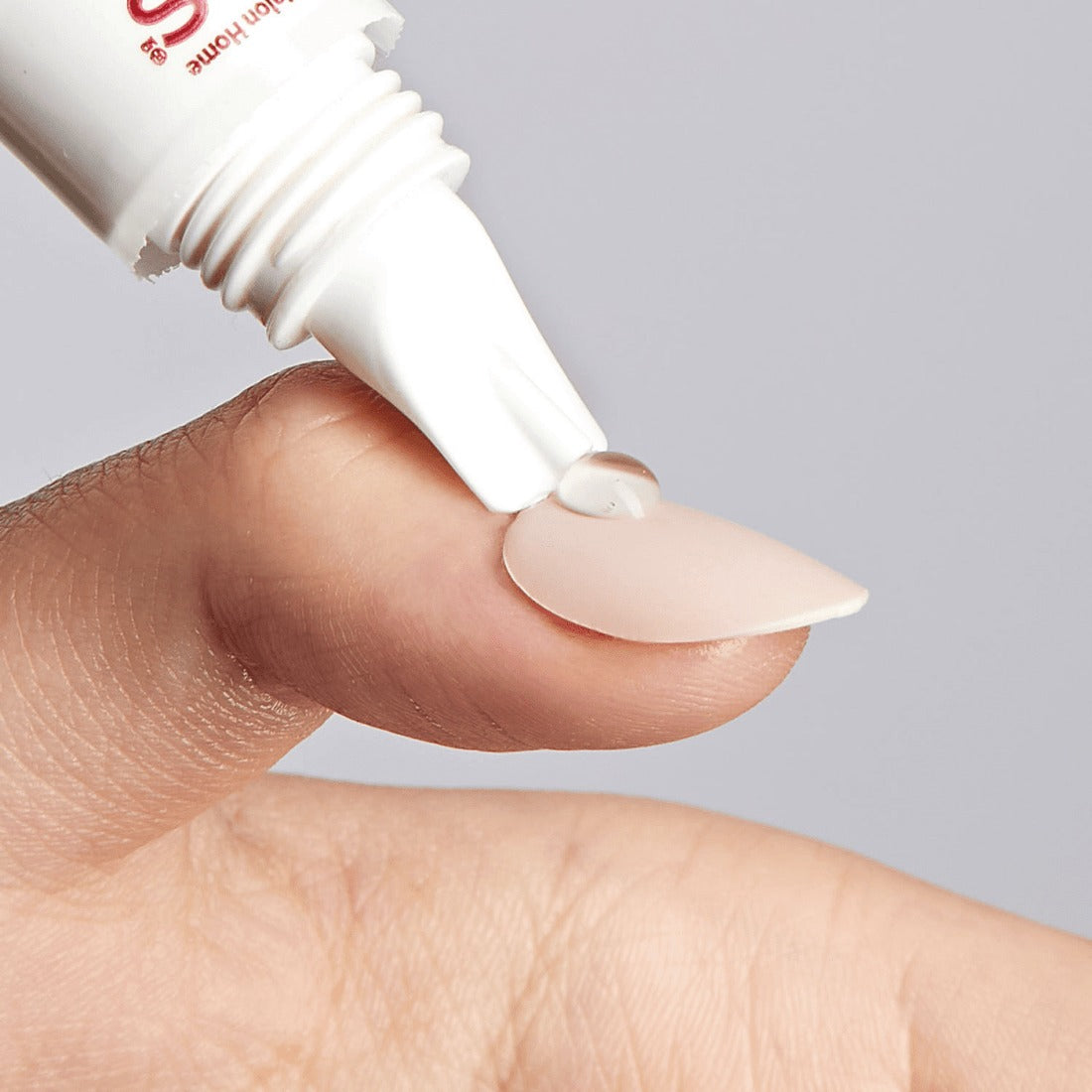 Kiss Glue OFF Press On Fake Nails Remover | No Soaking, No Damage To Natural Nails