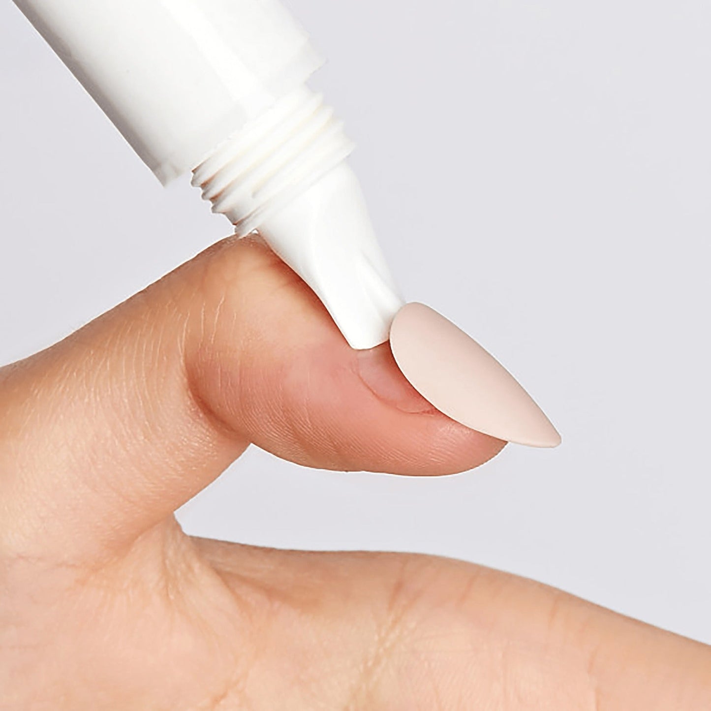 Kiss Glue OFF Press On Fake Nails Remover | No Soaking, No Damage To Natural Nails