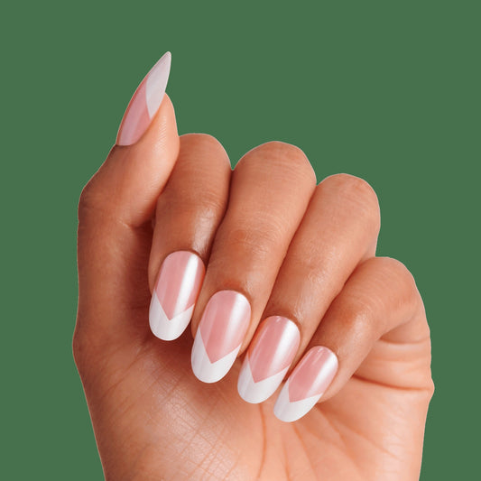 Kiss X WICKED: FOR GOOD | Good News Glinda | French, White, Medium, Oval