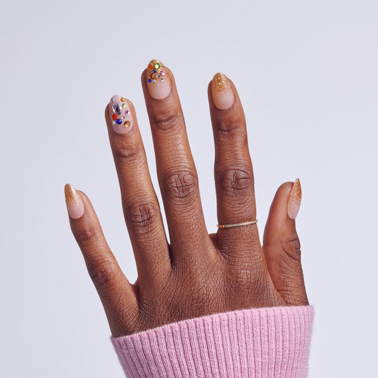 Kiss Luxe Press On Fake Glue Nails - Golden Field | 3D & Jewel Design, Gold, Medium, Almond